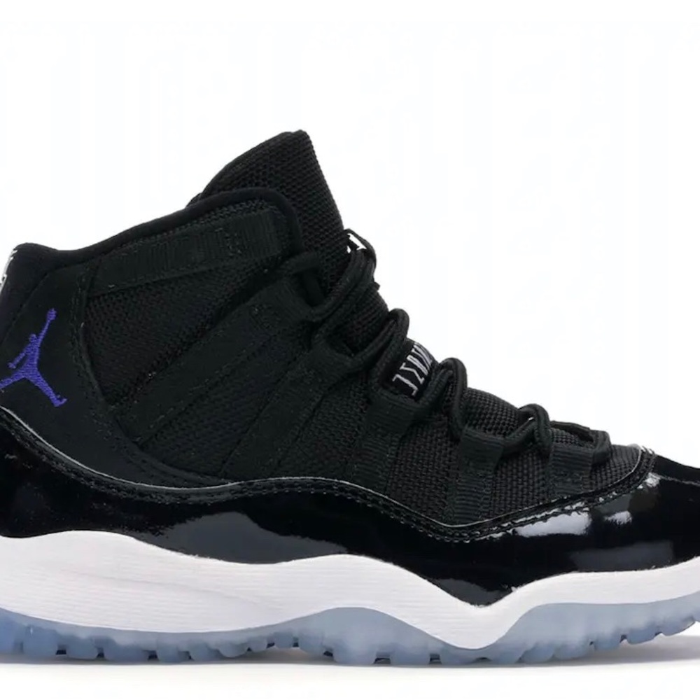 Jordan 11 Retro Space Jam (2016) Black.